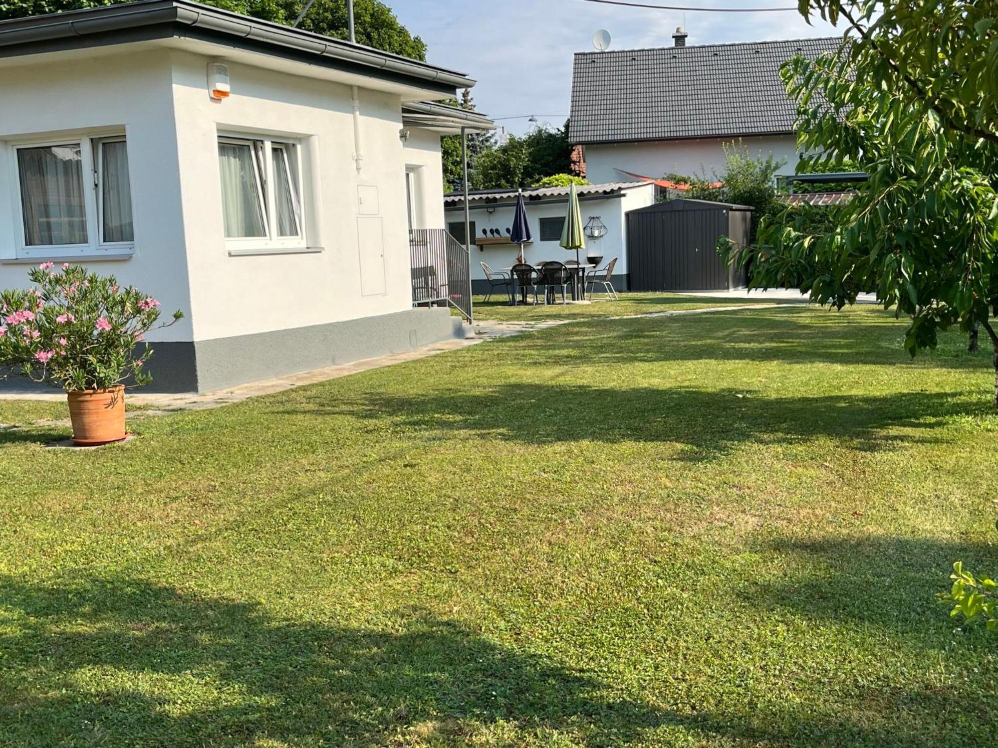 Holiday Home Bungalow Leopoldau By Interhome Wien Ngoại thất bức ảnh